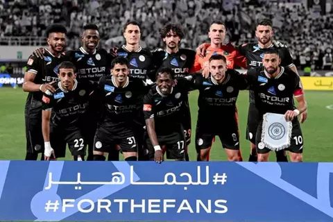 "5 أهداف في شوط وطرد".. الشباب يُسقط الاتحاد بالدوري السعودي